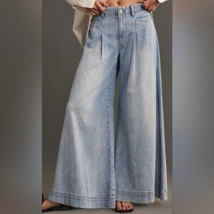 Anthropologie Pilcro Super Wide Soft Light Denim Jeans Pants size 26